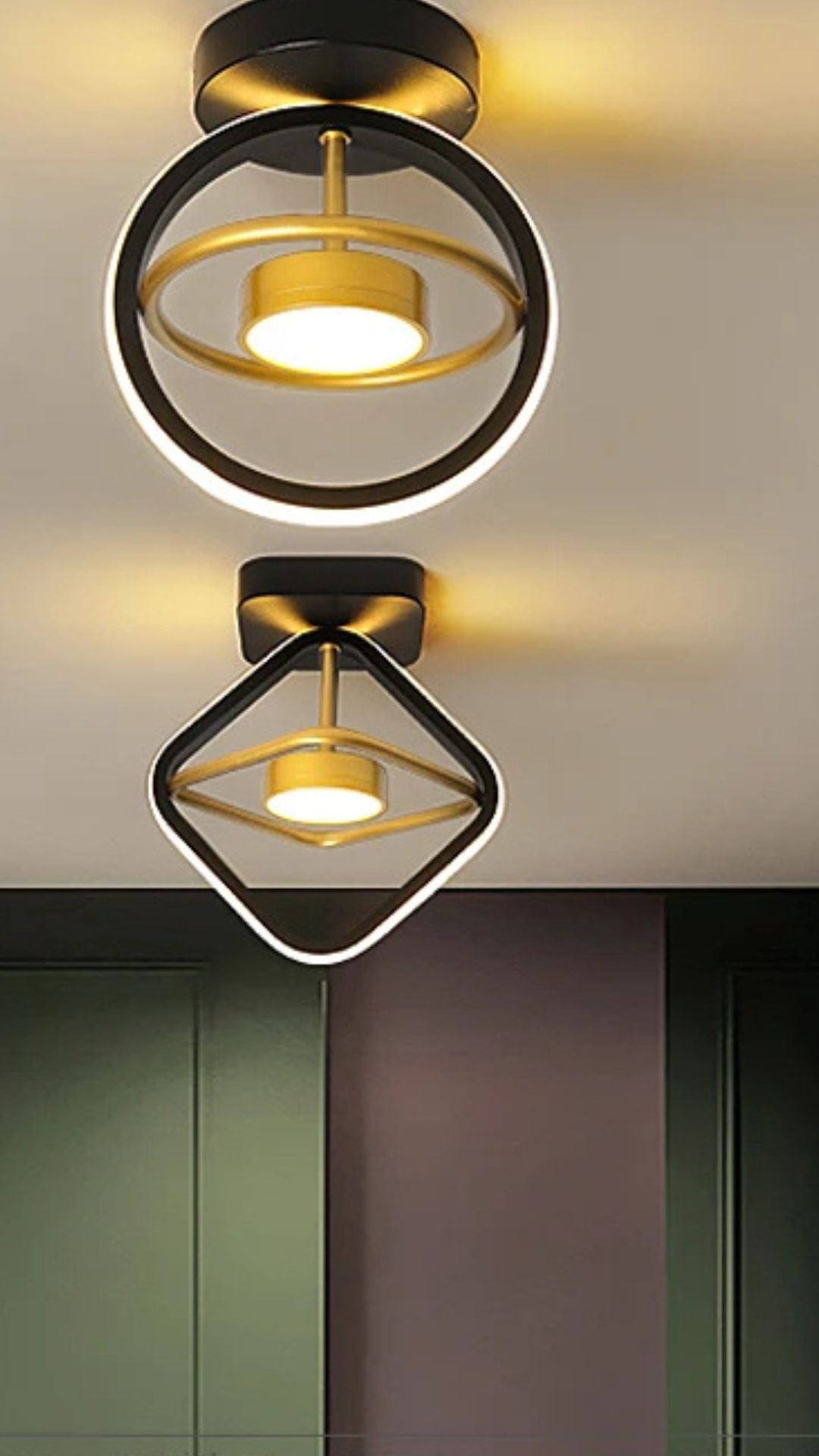 Lampe de plafond .