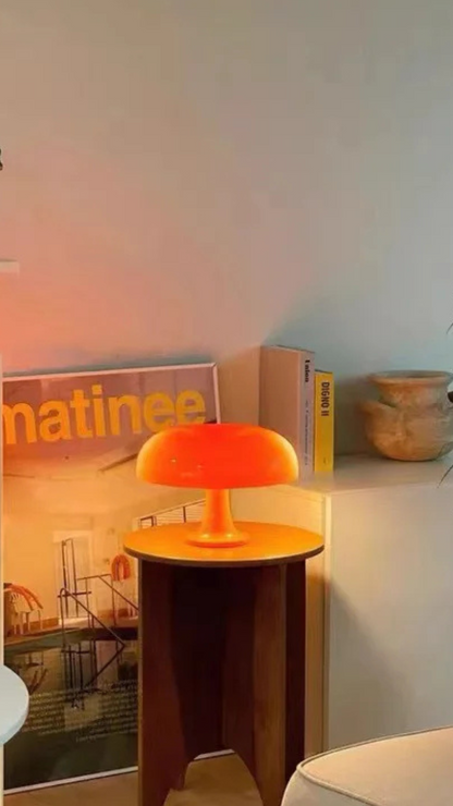 Lampe orange champignon .