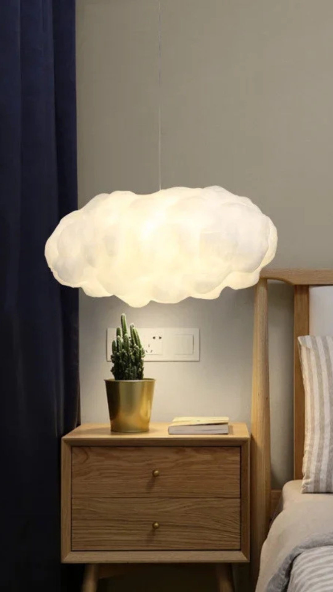 Lampe originale plafond .