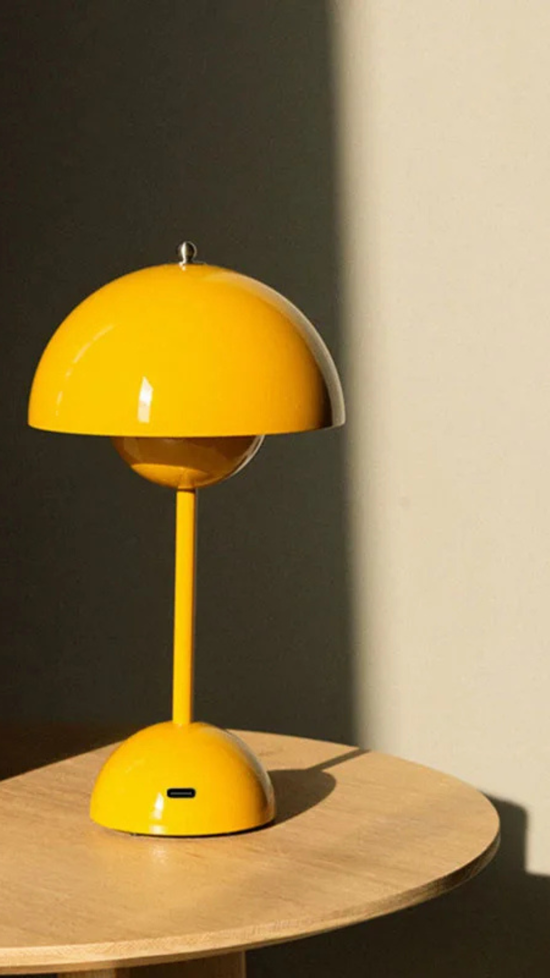 Lampe champignon orange .