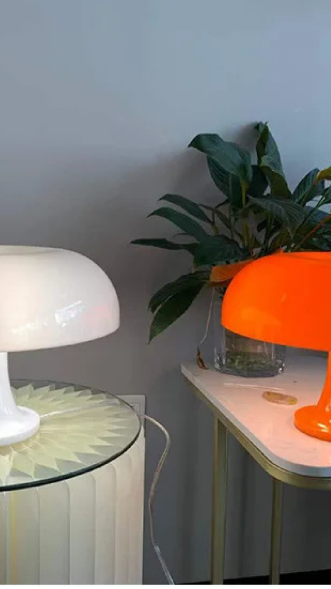 Lampe orange champignon .