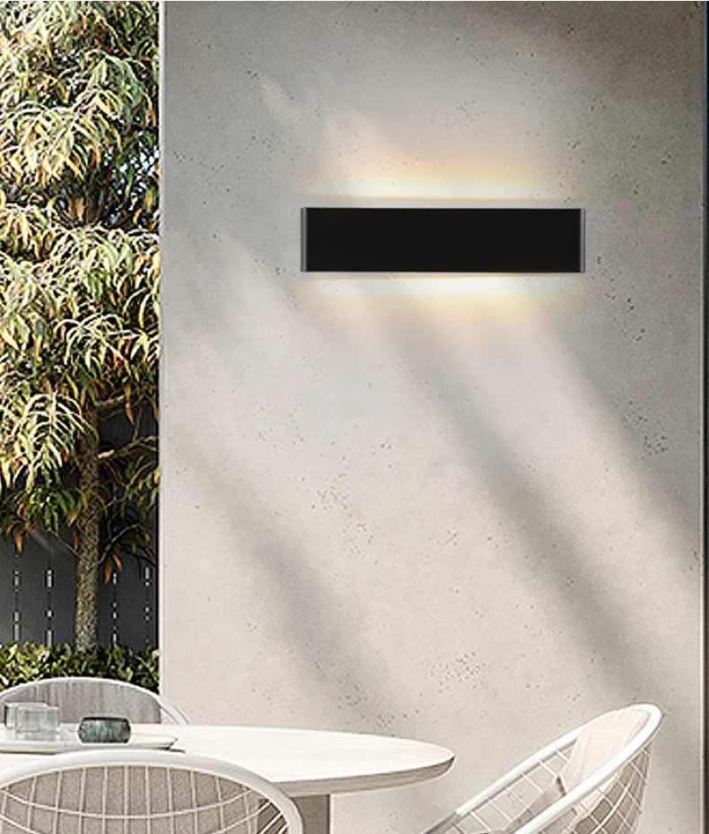 Lampe led murale salon .