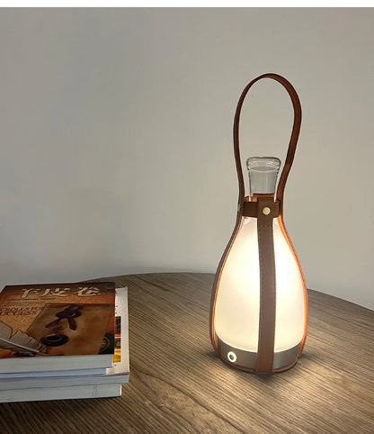 Lampe de table led .