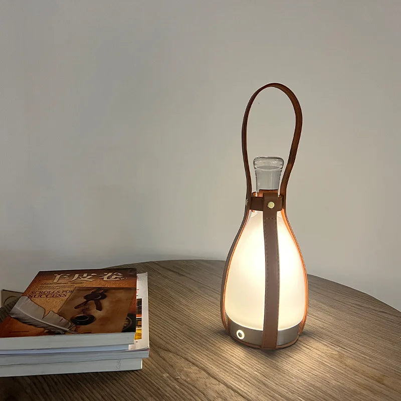 Lampe de table led .