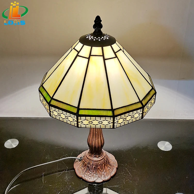 Lampe de table vintage .